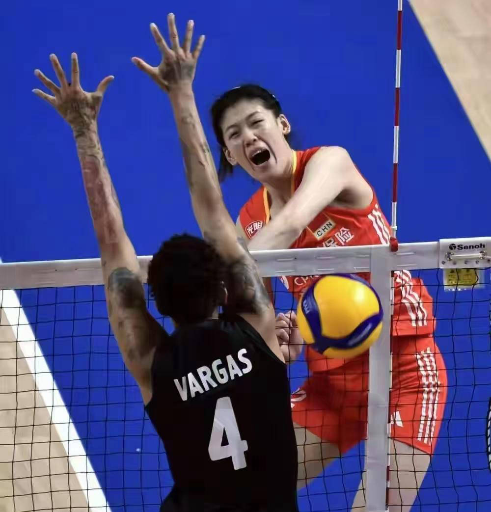 aoa体育体育平台-国家代表队选手在比赛中展现出巅峰水平(国家代表队选手在比赛中展现出巅峰水平吗)