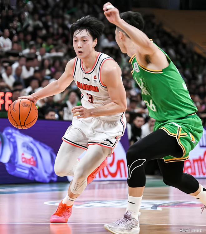 篮球运动强劲发展：世界各地的球队纷纷崛起的简单介绍