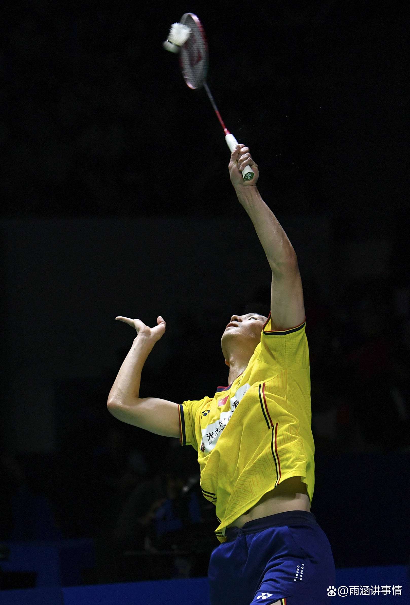 aoa体育体育官网-包含羽毛球比赛连日精彩，中国选手实力横扫的词条