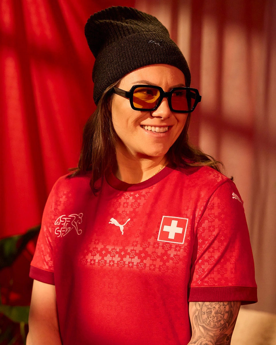 关于瑞士代表队女球员跻身国际级赛事的信息