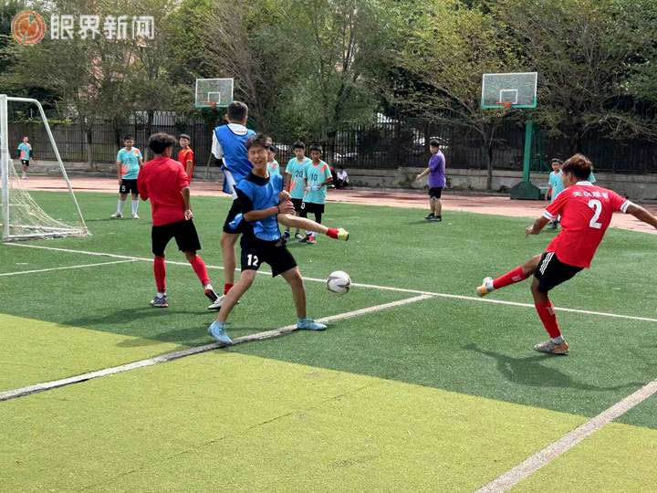 关于球队间的角逐展现出色的团队配合的信息 关于球队间的角逐展现出色的团队配合的信息