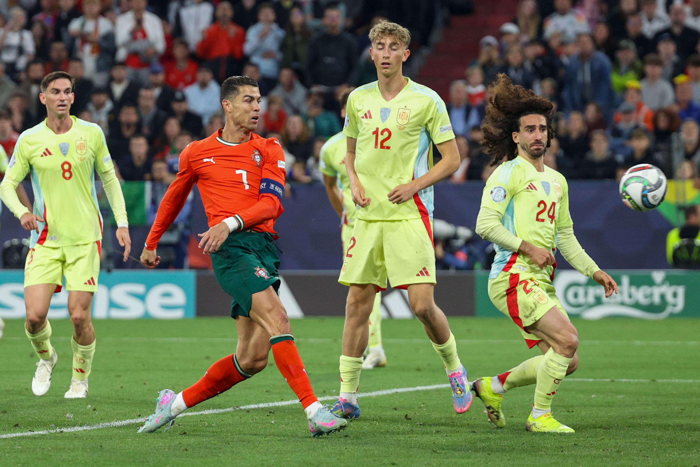 aoa体育体育app下载-关于拉脱维亚主场不敌葡萄牙，无缘取胜的信息