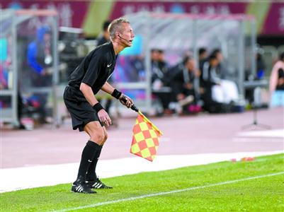 中超裁判技术升级，视频助理裁判系统投入使用