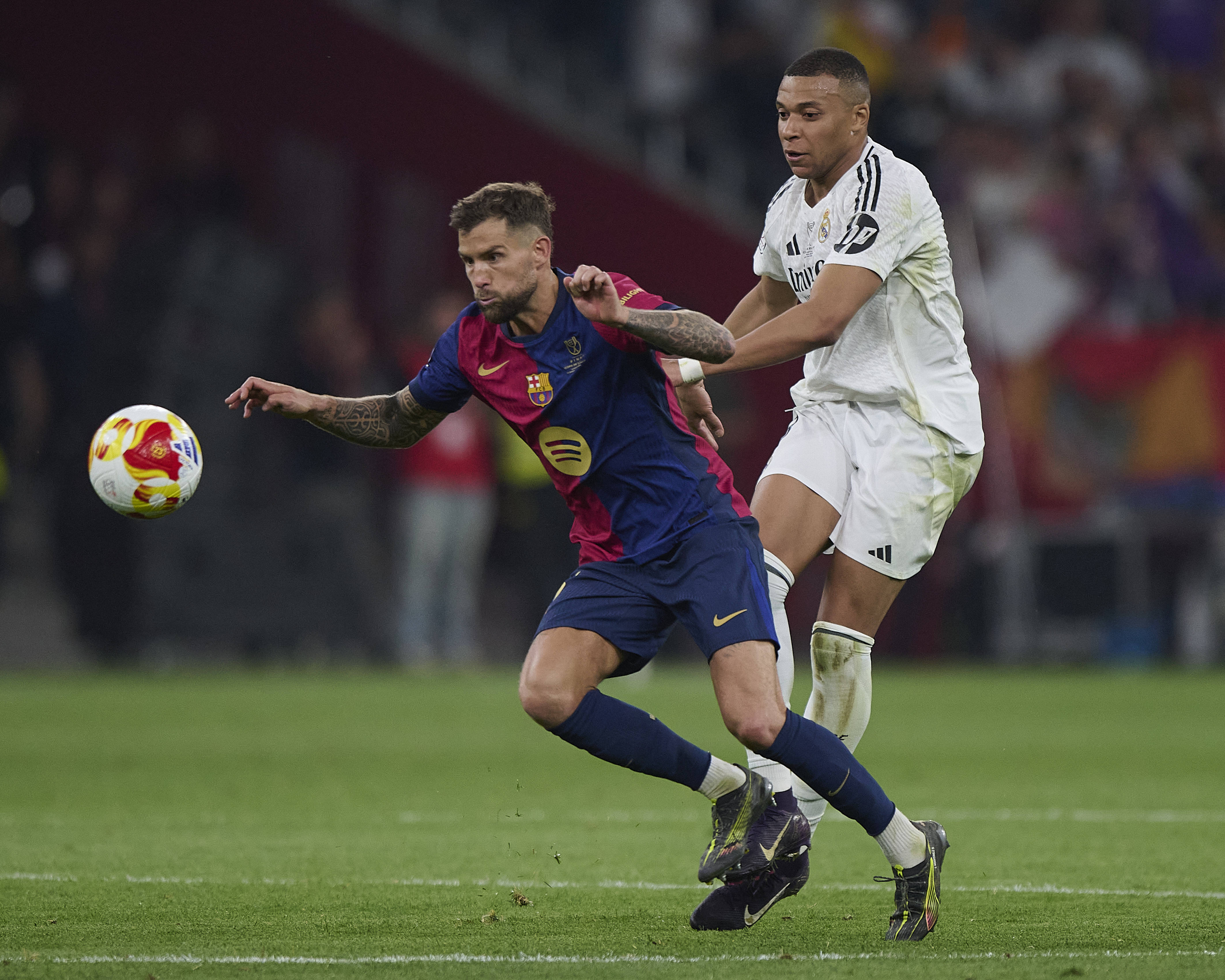 顶级球队角逐,精彩瞬间层出不穷的简单介绍 顶级球队角逐,精彩瞬间层出不穷的简单介绍