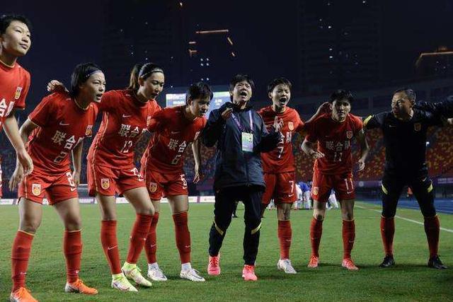 包含中国女足队员实力强劲,轻松获得比赛胜利的词条 包含中国女足队员实力强劲,轻松获得比赛胜利的词条