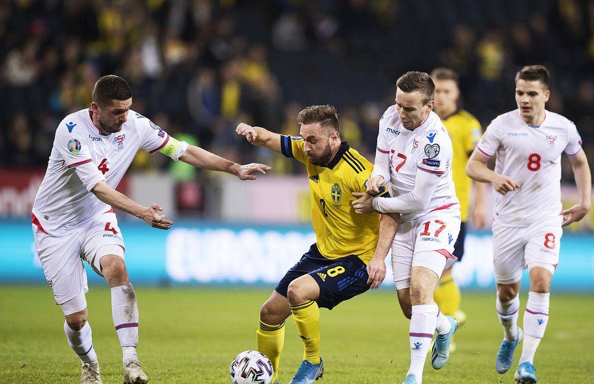 包含奥地利队力克摩尔多瓦,稳居小组前列的词条 包含奥地利队力克摩尔多瓦,稳居小组前列的词条