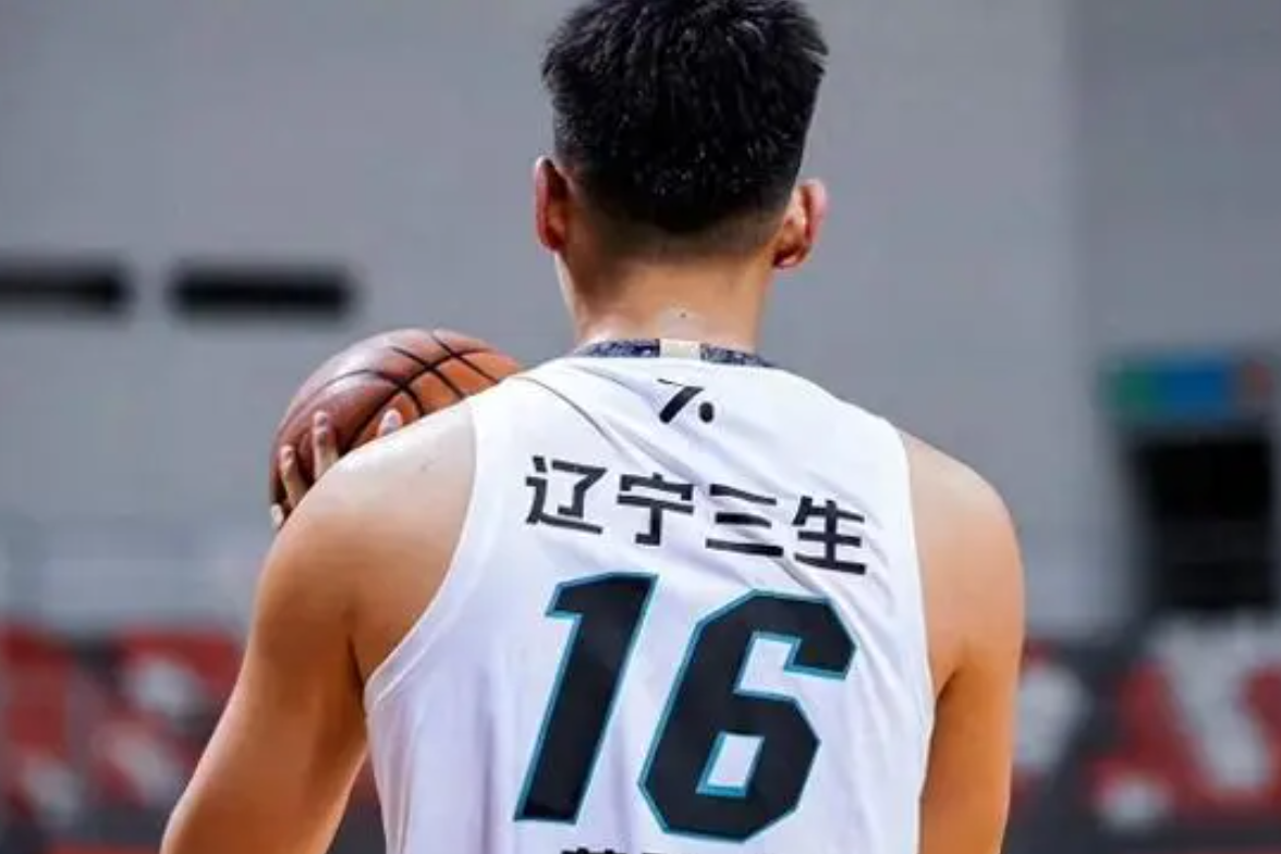 aoa体育体育下载-辽宁男篮备战状态良好，为取胜努力