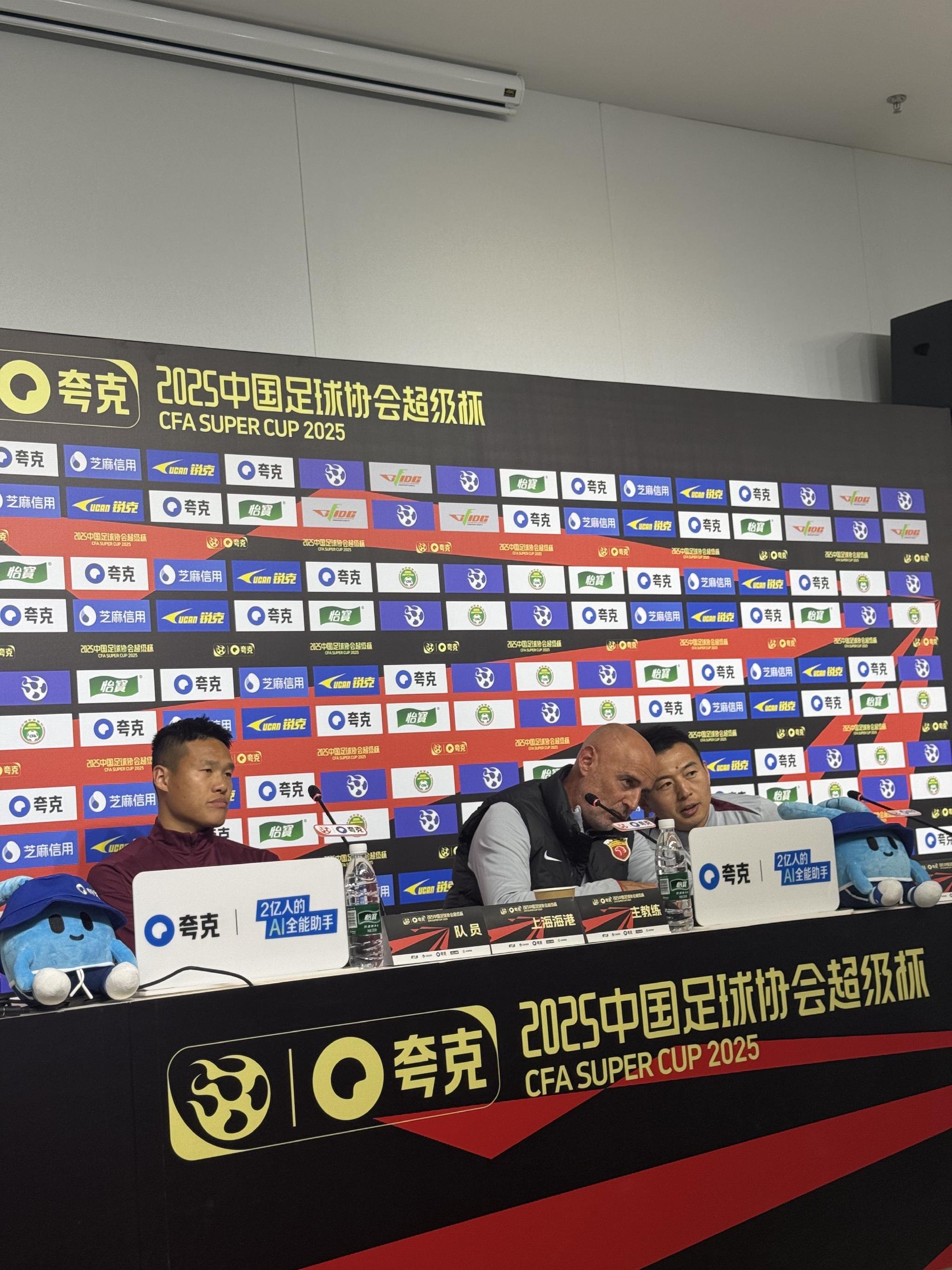 国内足球职业赛事精彩对决即将展开的简单介绍 国内足球职业赛事精彩对决即将展开的简单介绍