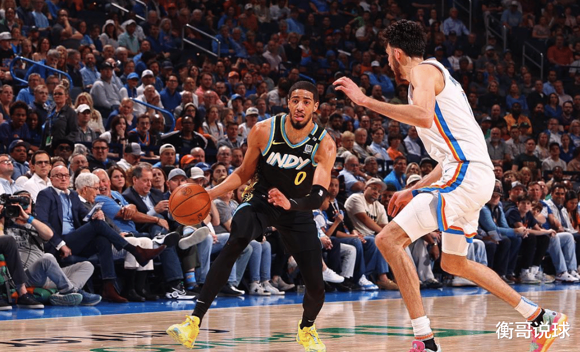 aoa体育-包含争夺胜利！球队加强进攻防守训练的词条