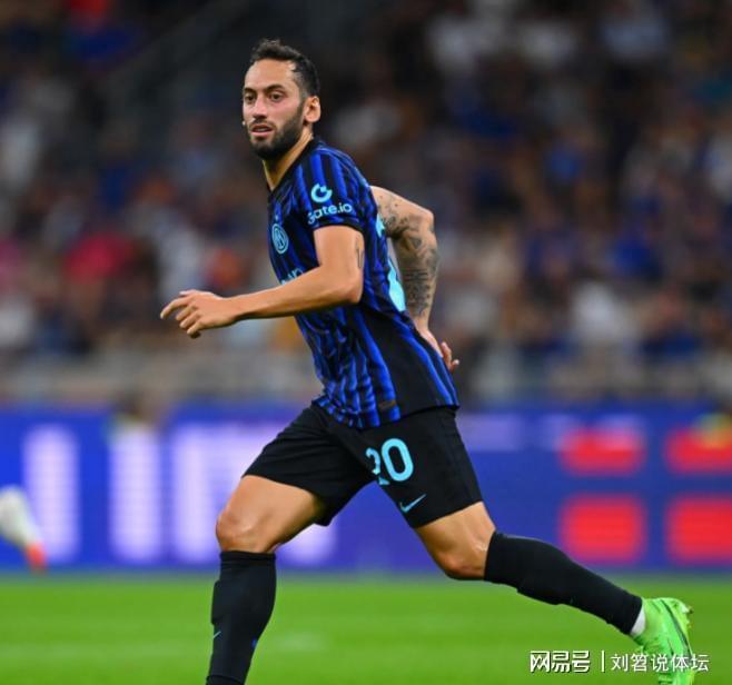 国米前锋遭遇停赛，球队攻击力不足