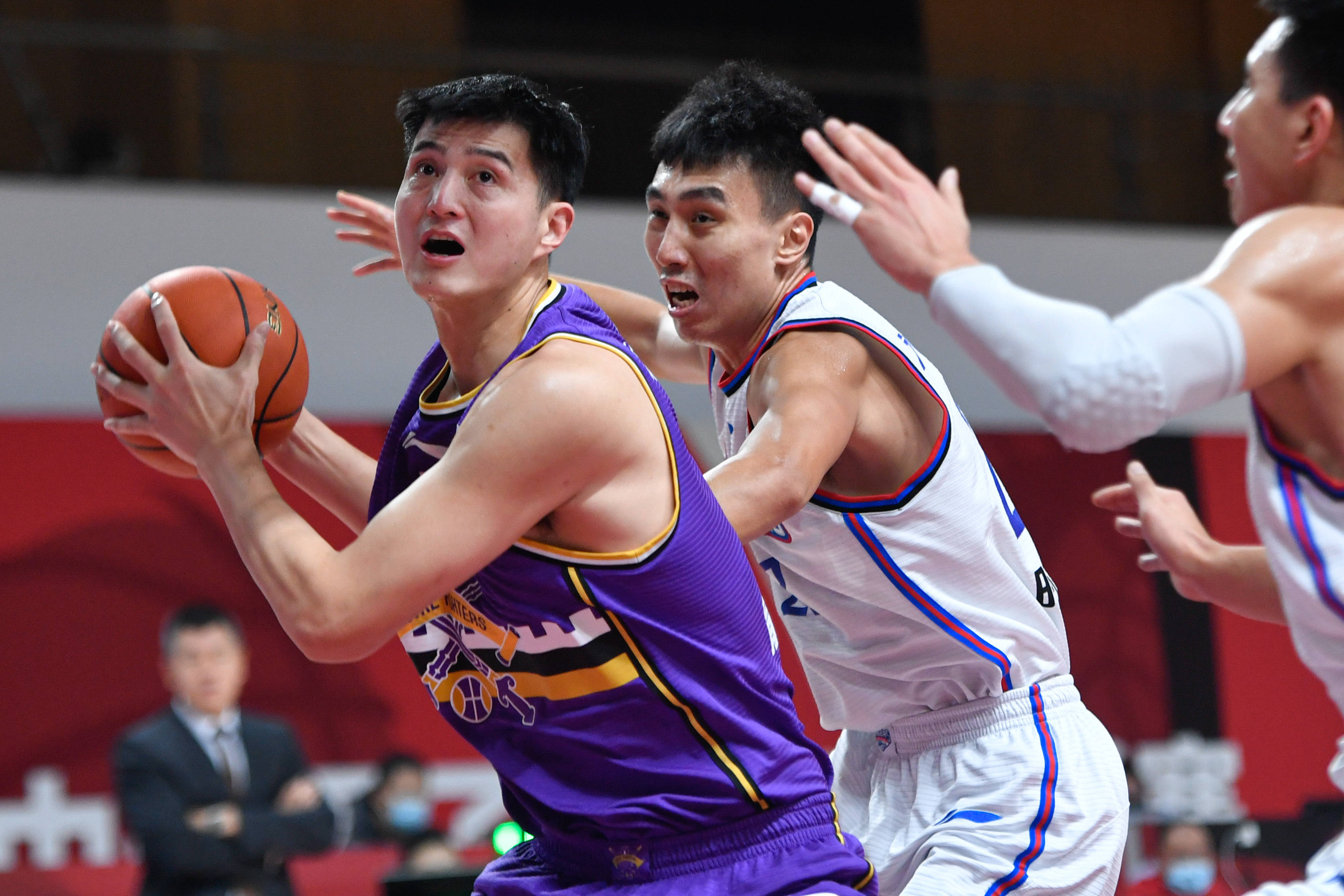 CBA赛程调整,球队备战迎接挑战 CBA赛程调整,球队备战迎接挑战