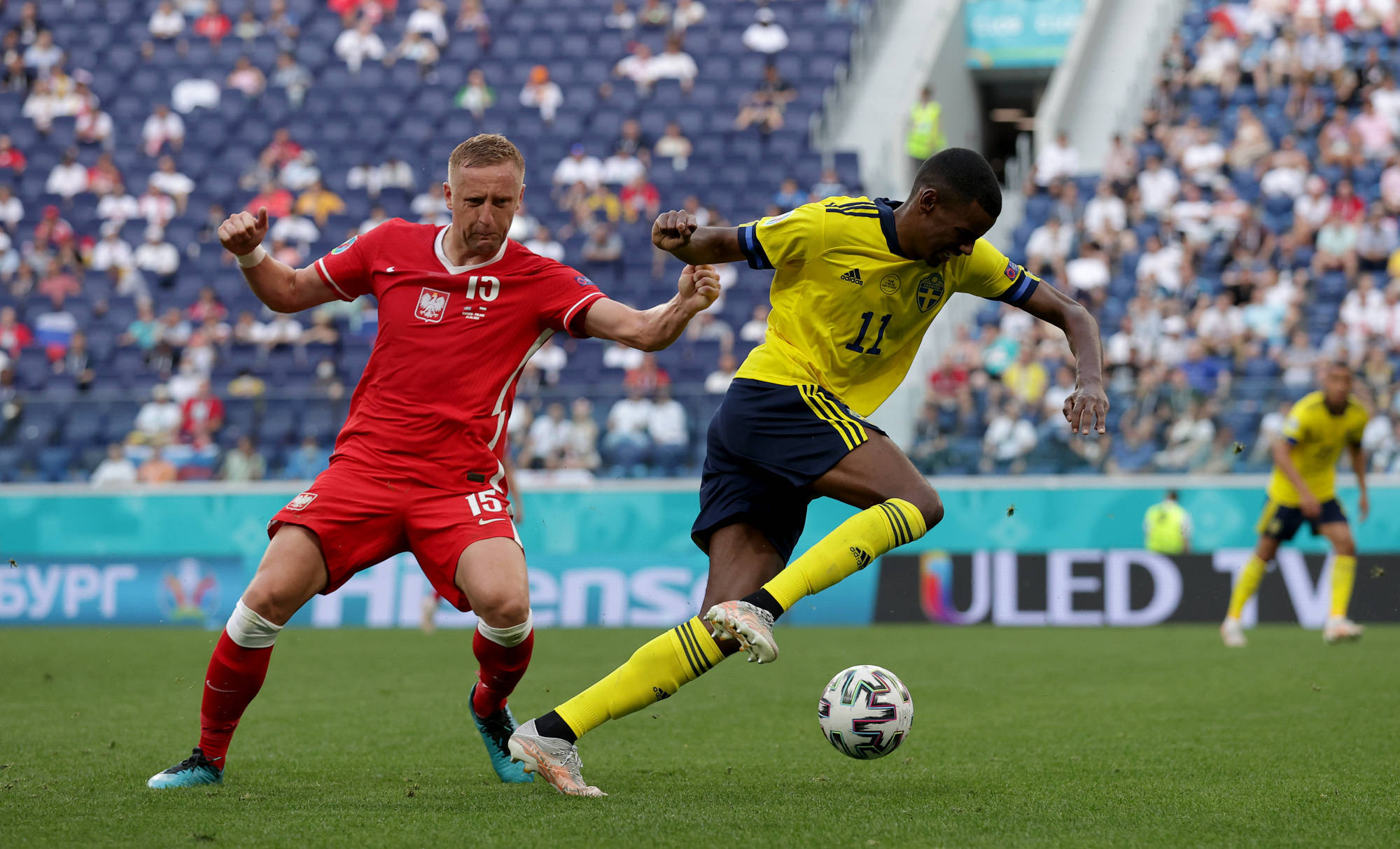 关于波兰憾负瑞士，欧洲预选赛八分钟梦魇的信息