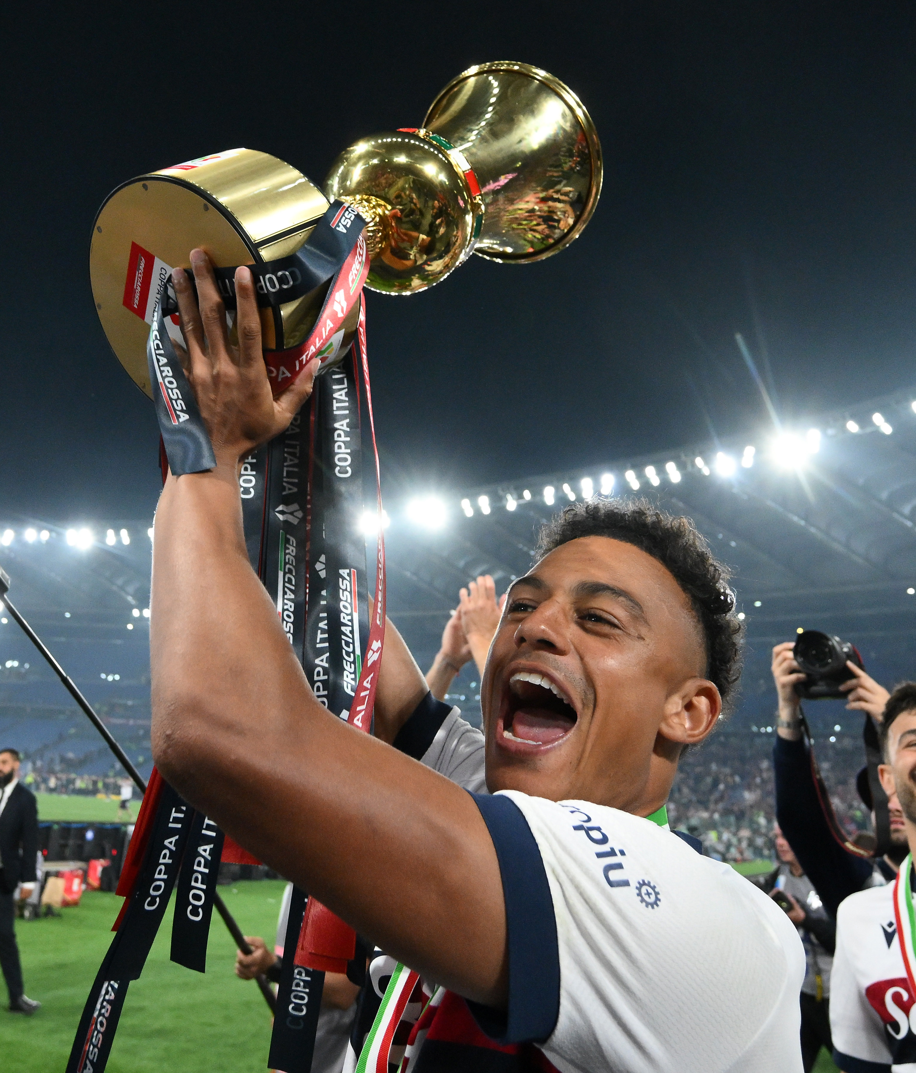 aoa体育体育登录-意大利足球联赛的胜者和败者