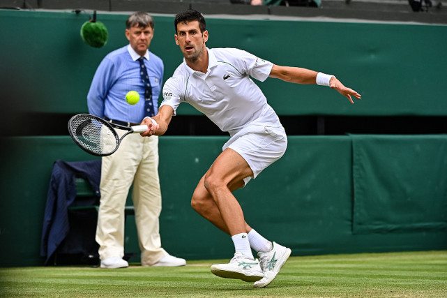 联赛决战一触即发，精英球员挑战极限的简单介绍